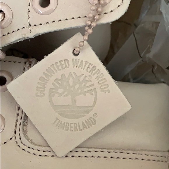 Light pink nubuck timberland 6 inch boot - Picture 5 of 7
